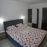 Lejlighed Ama Cu Terasa 50 Mp & Parcare Gratuita Braşov