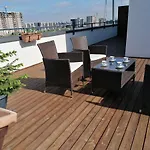 Ama Cu Terasa 50 Mp & Parcare Gratuita Apartment Brasov