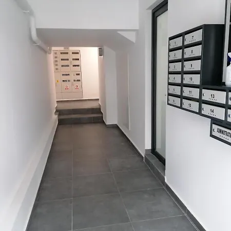 Ama Cu Terasa 50 Mp & Parcare Gratuita Lägenhet *