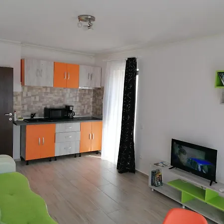 Ama Cu Terasa 50 Mp & Parcare Gratuita *