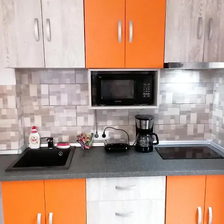 Apartment Ama Cu Terasa 50 Mp & Parcare Gratuita Brasov