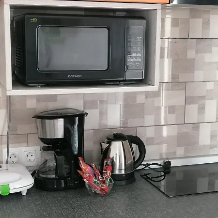 Ama Cu Terasa 50 Mp & Parcare Gratuita Lägenhet