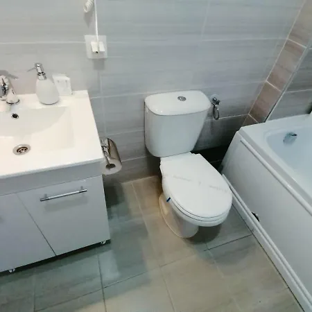 Apartman Ama Cu Terasa 50 Mp & Parcare Gratuita *