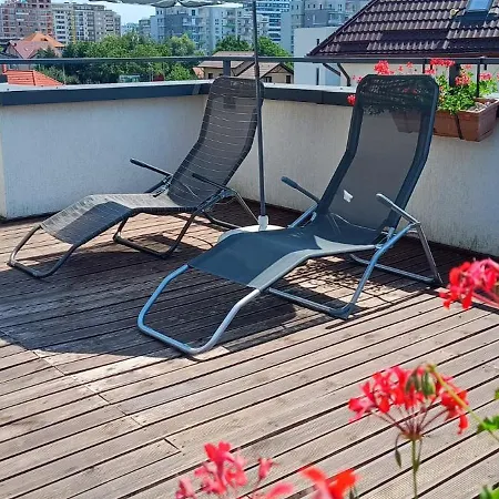 Lägenhet Ama Cu Terasa 50 Mp & Parcare Gratuita Braşov