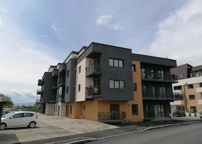 Ama Cu Terasa 50 Mp & Parcare Gratuita * Брашов