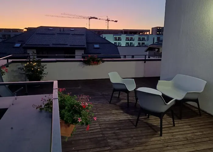 Ama Cu Terasa 50 Mp & Parcare Gratuita * Брашов